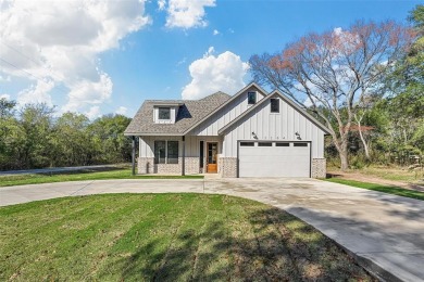 Cedar Creek Lake Home For Sale in Tool Texas