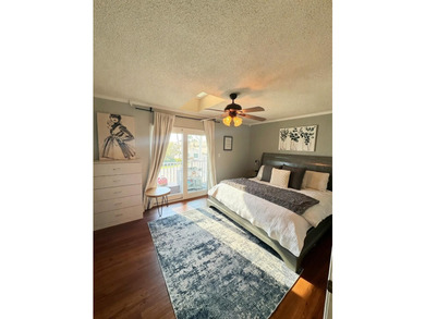 Walk to the beach from this charming 2-bedroom, 2.5-bath - photo 23