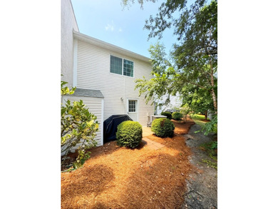 Walk to the beach from this charming 2-bedroom, 2.5-bath - photo 32