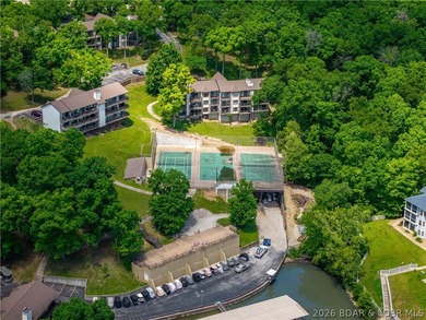 This updated 4-bedroom lakefront condo on Horseshoe Bend - photo 39