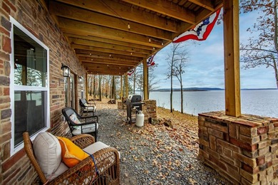 This incredible LAKE HOME, just a little over a year old, offers - photo 42