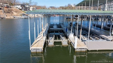 Located at the Lake of the Ozarks, this stunning turnkey 3BR/2BA - photo 15