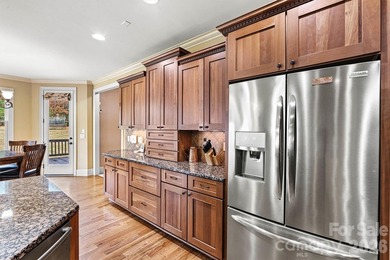 Stunning Full Brick Custom Home in the Lakefront Community of - photo 15