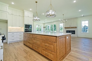Absolute Showstopper in Bella Vista! Excellent location, less - photo 18
