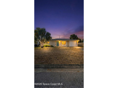 Talk about cozy charm! Roof 2026, all new carpet 2026. Picture a - photo 22
