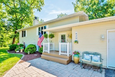 Charming Oak Run Home with Sunroom - photo 2