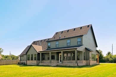 Absolute Showstopper in Bella Vista! Excellent location, less - photo 42