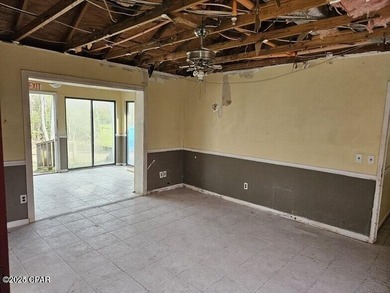 Excellent value-add opportunity for investors or healthcare - photo 3