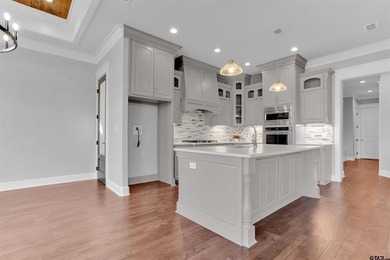 Welcome to this spacious, modern luxury home tucked away on a - photo 11