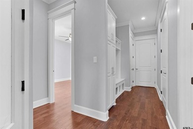 Welcome to this spacious, modern luxury home tucked away on a - photo 20