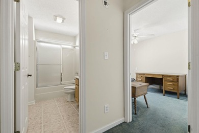 Welcome to this beautifully maintained all-brick 3-bedroom - photo 29