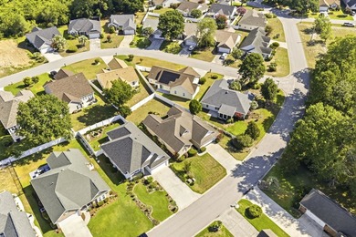 Welcome to this beautifully maintained all-brick 3-bedroom - photo 38