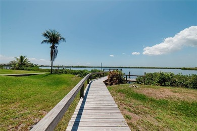 STUNNING LUXURY BAYFRONT HOME ON OVERSIZED LOT WITH GULF ACCESS - photo 46