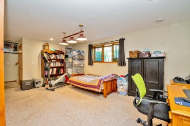 Charming Oak Run Home with Sunroom - photo 18