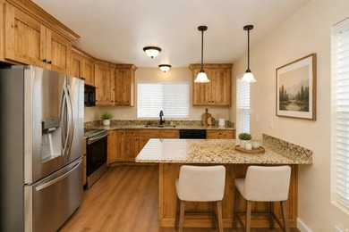 Beautifully maintained Spanish Fork townhome offering space - photo 7