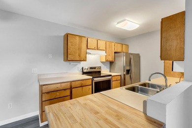 Convenience meets value in this updated first-floor 2 bedroom, 2 - photo 11