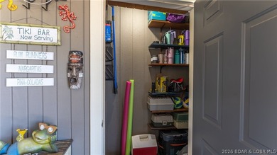 Seller is offering a credit toward new flooring & countertops - photo 15