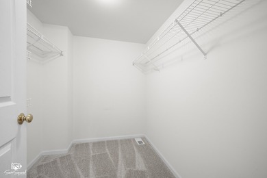 Welcome home to this bright and sunny first-floor ranch end-unit - photo 19