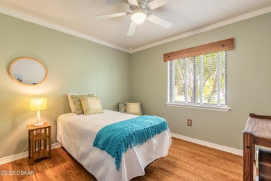 Wake up to ocean breezes in this spacious 4-bed, 3-bath home - photo 22