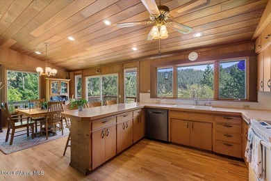 Unrivaled Dalton Gardens Location. 1.5 acres adjoining Canfield - photo 24