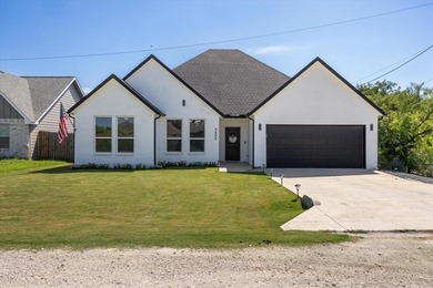 Lake Granbury Home For Sale in Granbury Texas