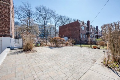 Welcome to 1776 Seminole Avenue, a rare opportunity in the heart - photo 2