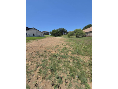 Lake LBJ Lot Sale Pending in Horseshoe Bay Texas