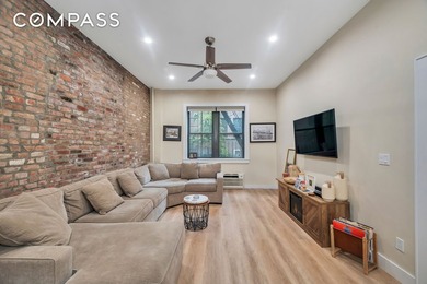 Newly renovated and spacious split two bedroom on a treelined - photo 1