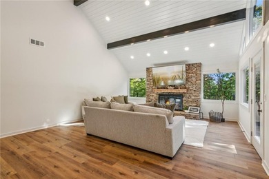 Nestled in the heart of the breathtaking Big Canoe mountain - photo 10