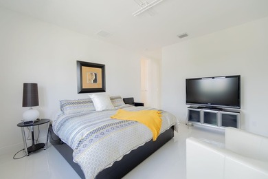 Discover refined luxury living in this exquisitely designed - photo 31