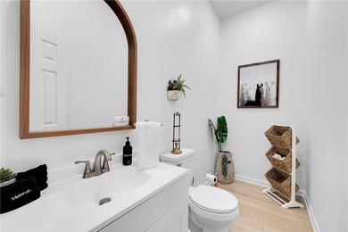 Discover Corvus Creek, a modern masterpiece on 18acres in - photo 36