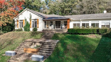 Discover Corvus Creek, a modern masterpiece on 18acres in - photo 38
