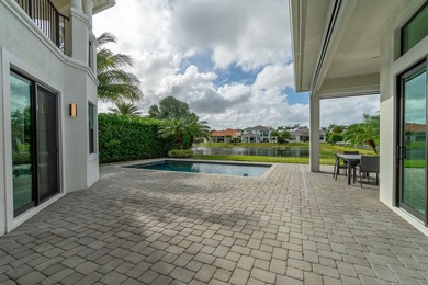 Discover refined luxury living in this exquisitely designed - photo 45