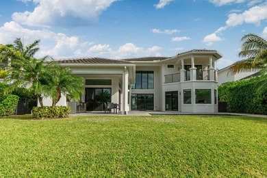 Discover refined luxury living in this exquisitely designed - photo 50