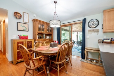 Charming Oak Run Home with Sunroom - photo 7