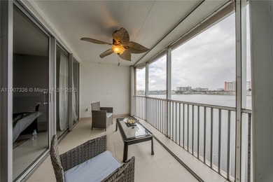 BEAUTIFULLY REFRESHED: FURNISHED AS IS 2 BEDROOM 2 BATH, MOVE IN - photo 13