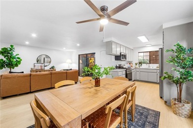 Welcome to this fully renovated 2-bedroom, 2-bath en-suite condo - photo 13