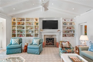 Exquisite Riomar Bay waterfront estate with 120' of sweeping - photo 13