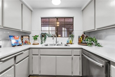 Welcome to this fully renovated 2-bedroom, 2-bath en-suite condo - photo 18