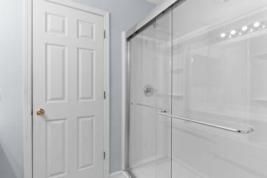 This spacious townhome features three bedrooms, two full baths - photo 20