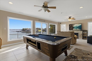This stunning 5 bedroom home features breathtaking panoramic - photo 25