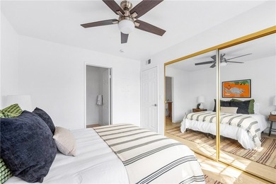 Welcome to this fully renovated 2-bedroom, 2-bath en-suite condo - photo 36