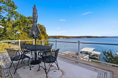 This stunning 5 bedroom home features breathtaking panoramic - photo 46