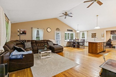 Enjoy the perfect blend of comfort, privacy, and modern updates - photo 10