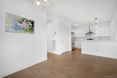 Rare Lower-Level End Unit at Breton Hills - 55+ Enjoy Affordable - photo 11