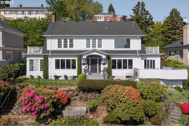 (private lake, pond, coastal) Home For Sale in Portland Oregon