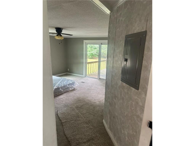 INVESTOR SPECIAL OR FIRST-TIME HOMEBUYER OPPORTUNITY! This - photo 12