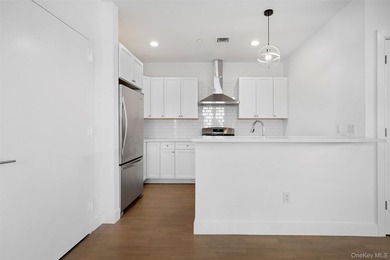 Rare Lower-Level End Unit at Breton Hills - 55+ Enjoy Affordable - photo 12