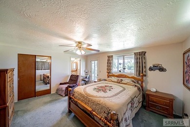 Experience the beauty of riverfront living with this incredible - photo 17