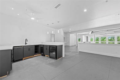 Exceptional private lakefront estate on 300' of accessible - photo 19